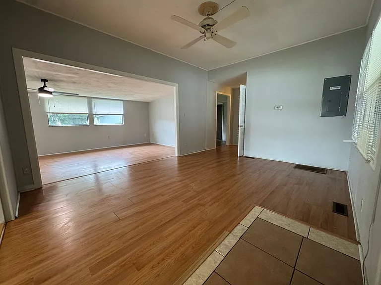 534 Oak Rdg E — Photo 7