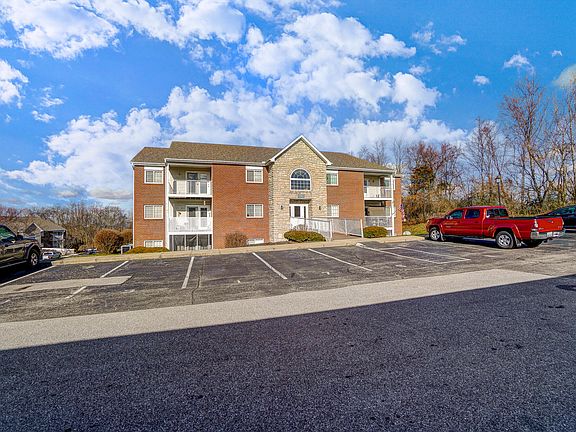 5th image of 10200 Crossbow Ct APT 2