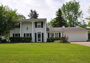 1st image of 4855 W Woodland Dr