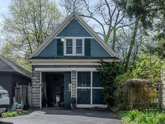 4th image of 10 Brattle Rd