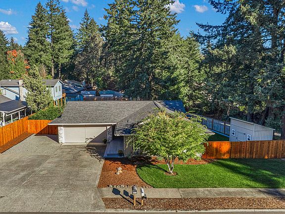 5th image of 21360 SW 98th Ave
