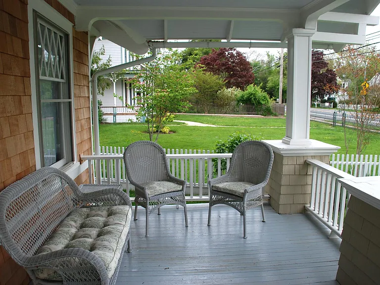 8325 Main Rd — Photo 3