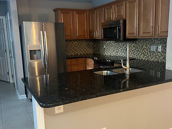 4th image of 7450 Scarlet Ibis Ln