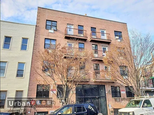 Rented by eRealty Advisors USA Inc | media 40