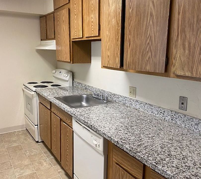 1st image of 3036 Willow Pass Rd APT 3