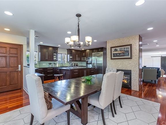 5th image of 18426 Prairie Ave