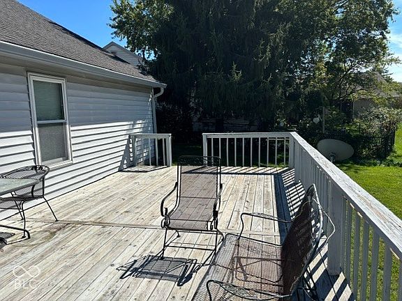 5th image of 2952 Inverrary Dr