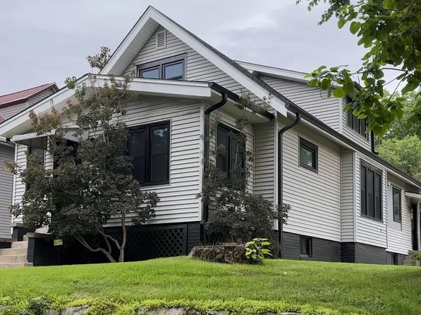 702 Hickory St, Omaha, NE 68108