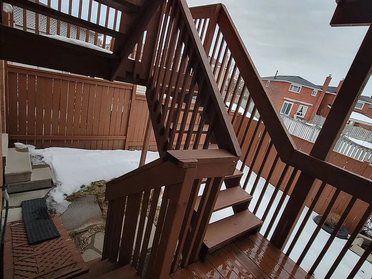 783 Millworks Cres — Photo 30