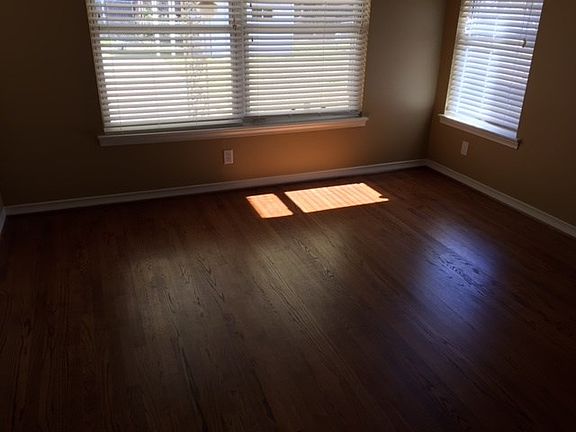 2nd image of 9212 Leaside Dr