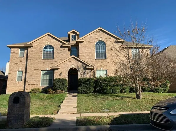 1827 Poseidon Dr, Lancaster, TX 75134