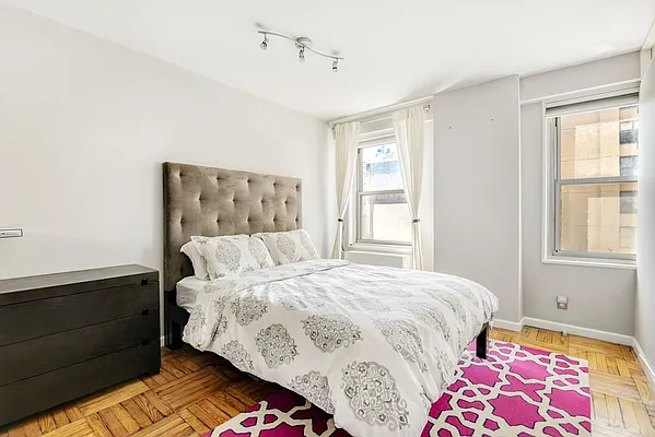 Sold by Compass | media 7