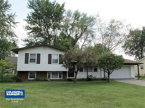114 Ponderosa Dr, Streator, IL 61364