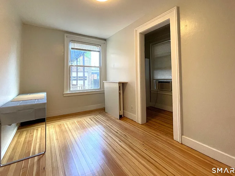 48 Lyon St #1 — Photo 9