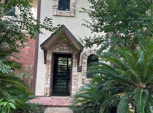 532 N 2nd St, Bay Saint Louis, MS 39520