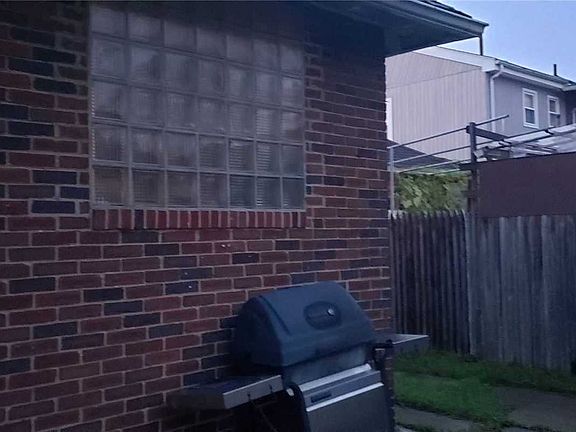 2nd image of 1315 Dinsmore Ave