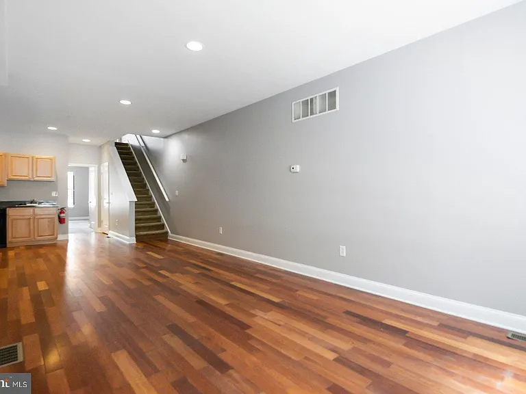 1940 N Gratz St #1 — Photo 2
