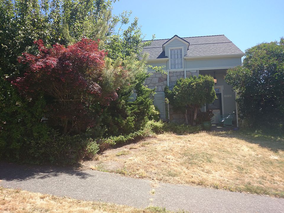 1st image of 1502 Thorndyke Ave W