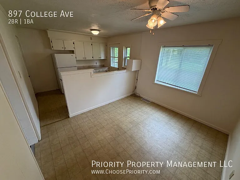 897 College Ave — Photo 6