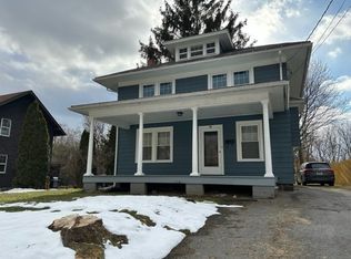 59 Cherry St, Lyons, NY 14489