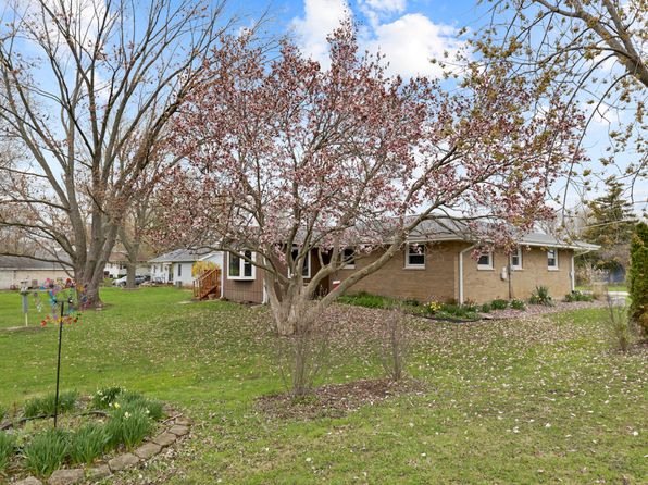 11237 193rd St, Mokena, IL 60448