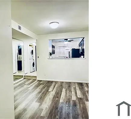 20313 Beaconfield Ter — Photo 14