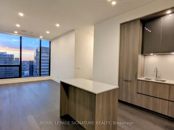 15 Mercer St, Toronto, ON