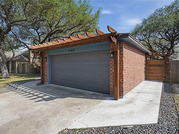 3rd image of 2169 Timberleaf Cir