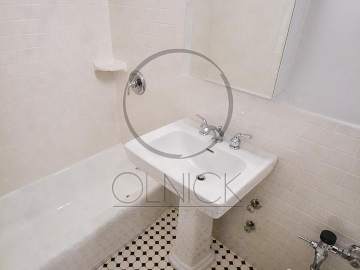 1st image of 25 W 132nd St APT 6R