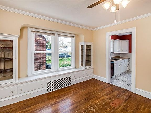 4th image of 14116 Leroy Ave