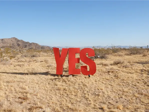 59350 Stearman Rd, Landers, CA 92285