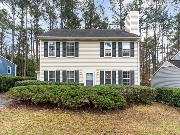 319 Saint Thomas Dr, Chapel Hill, NC 27517