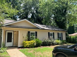 2761 Knoll Rd SE, Smyrna, GA 30080