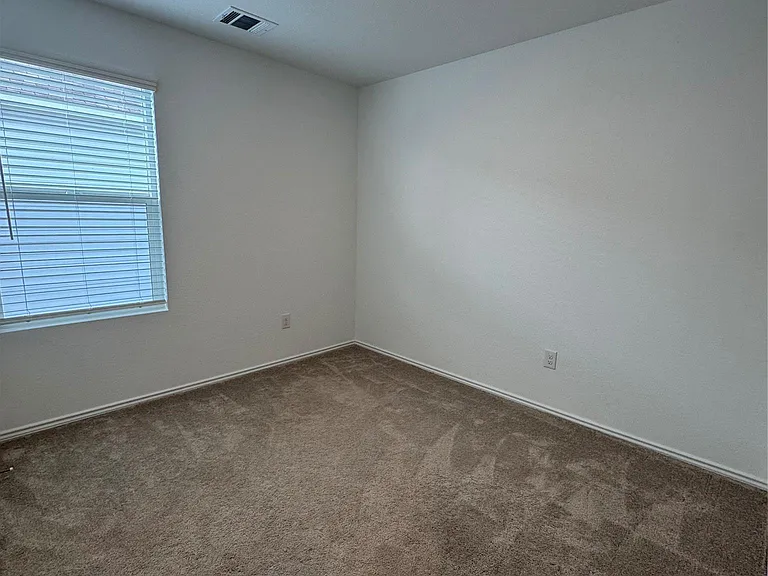 63 Trinity Cir — Photo 10
