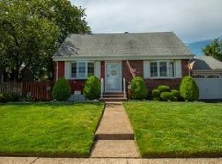 (Undisclosed Address), Rochelle Park, NJ 07662