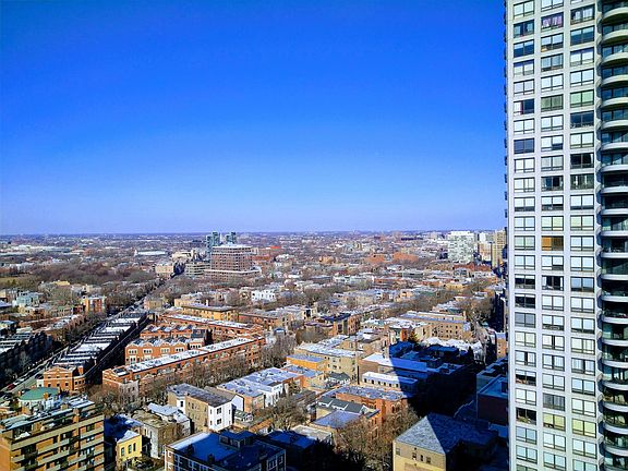 3rd image of 1960 N Lincoln Park West Ave #2512