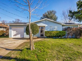 863 Twilight Dr, Cedar Hill, TX 75104