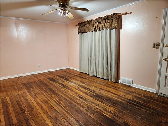 4th image of 7024 Hunter St