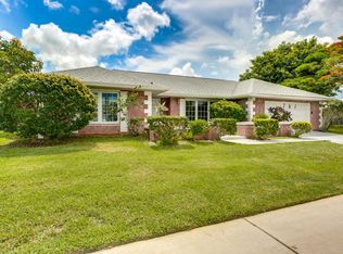 781 Pebble Beach Ave NE, Palm Bay, FL 32905