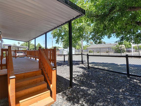 4th image of 3632 Ohio Ln #67