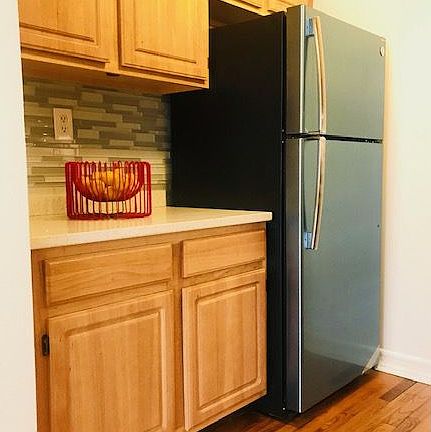 3rd image of 21 W 127th St APT C