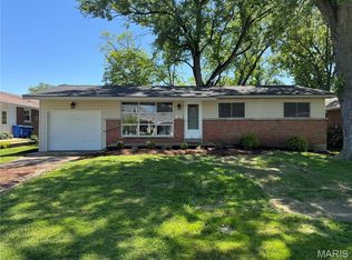 1460 Saint Louis St, Florissant, MO 63033