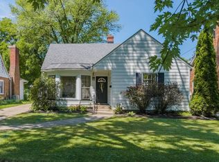 235 Ingleside Ave, Aurora, IL 60506