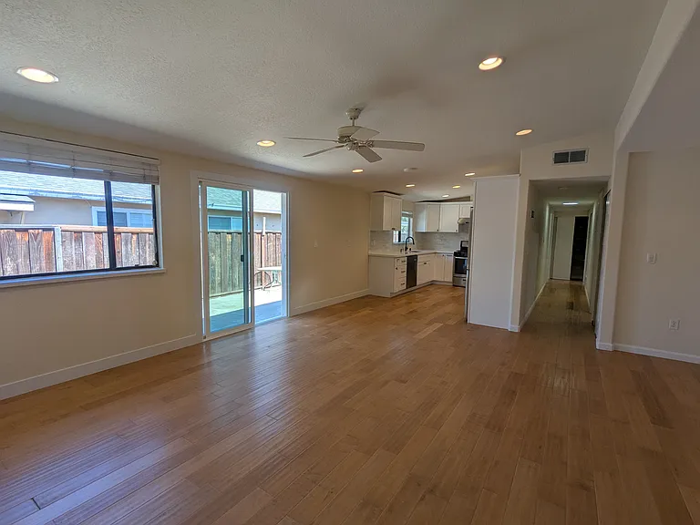 1122 Myrtle Dr — Photo 18