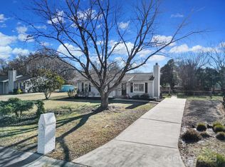 12114 Sherman Dr, Charlotte, NC 28273