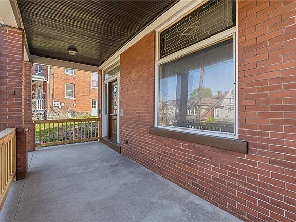 3rd image of 1310 Arkansas Ave