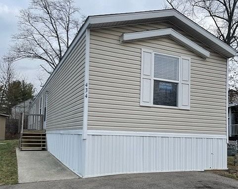 1st image of 434 Cambridge Dr