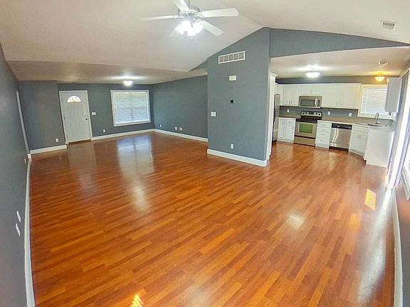 3rd image of 225 Walters Dr