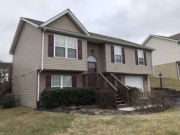 3rd image of 45 Camellia Ln NW