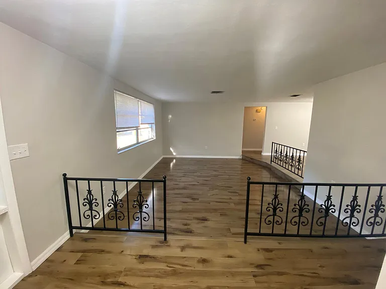6041 13th Ave — Photo 9